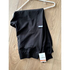 Med Couture Women's Energy Jogger Scrubs